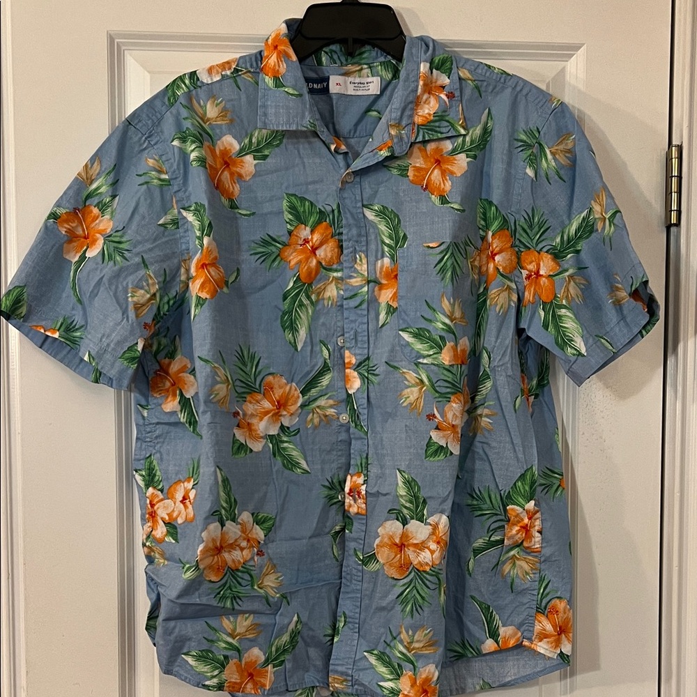 Old Navy blue with floral pattern,  cotton button up,  short sleeve shirt